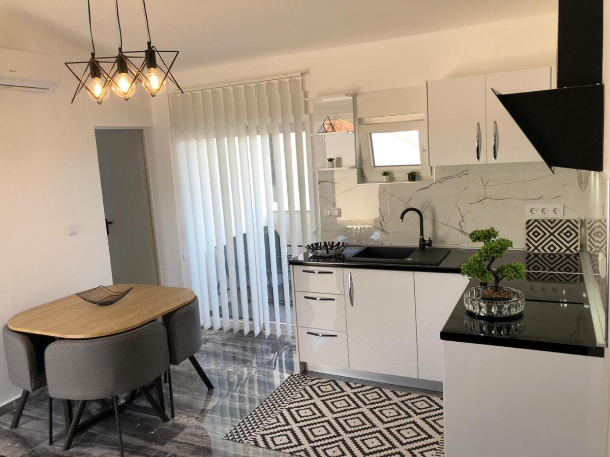 Apartman Luce Bibinje Exterior foto